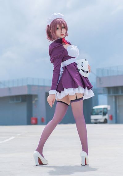 欧美50岁女人穿衣搭配_720全集在线观看