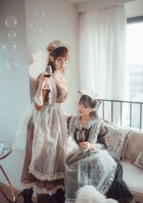 女同性极品女一区_高清免费在线播放